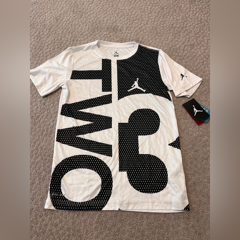 boy’s air jordan shirt